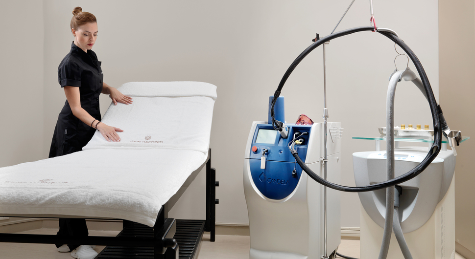 LASER ΑΠΟΤΡΙΧΩΣΗΣ ΤYΠΟΥ ALEXANDRITE